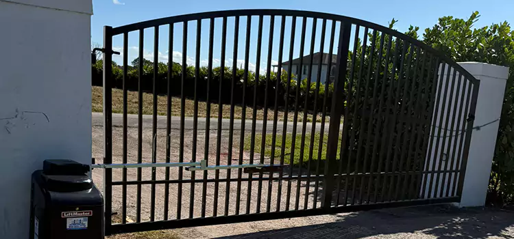 Driveway Fence Repair Haltom City